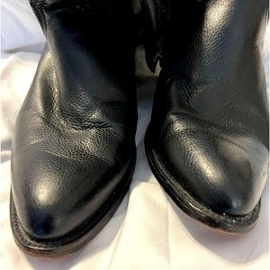 INDOMABLE Black Leather Cowboy Boots Size 1213 inches high. Heel 1 1/2 high